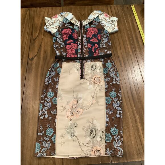 Floral Print Midi Dress - Picture 2 of 15